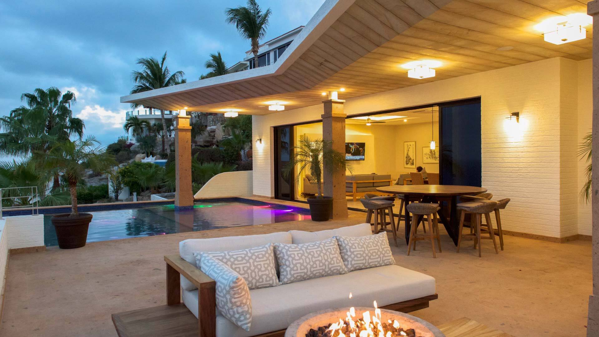 Luxuriöse 5-stöckige Cabo San Lucas Villa 1054 mit atemberaubender Aussicht