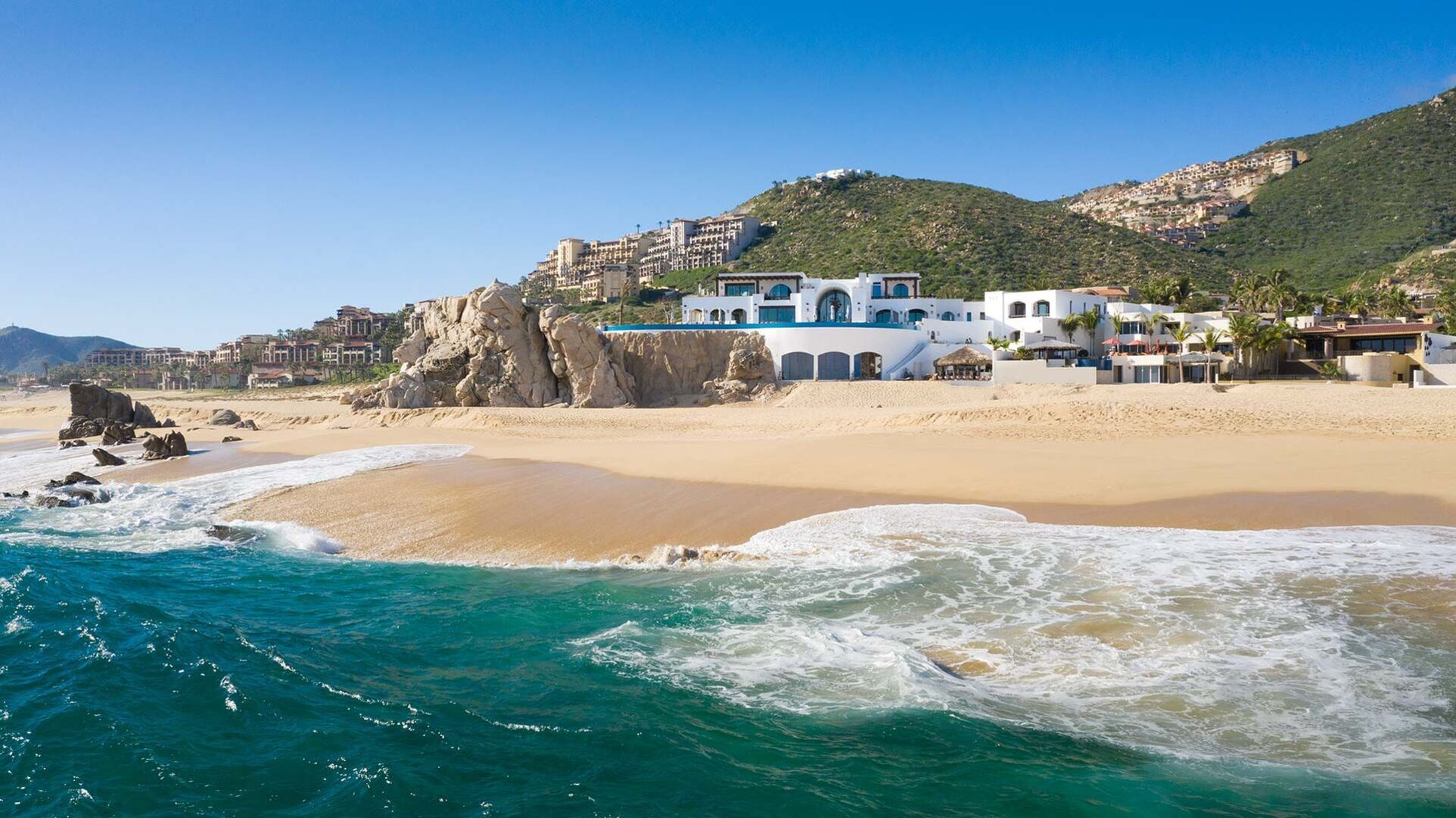 Erleben Sie unvergleichlichen Luxus in der Cabo San Lucas Villa 1055