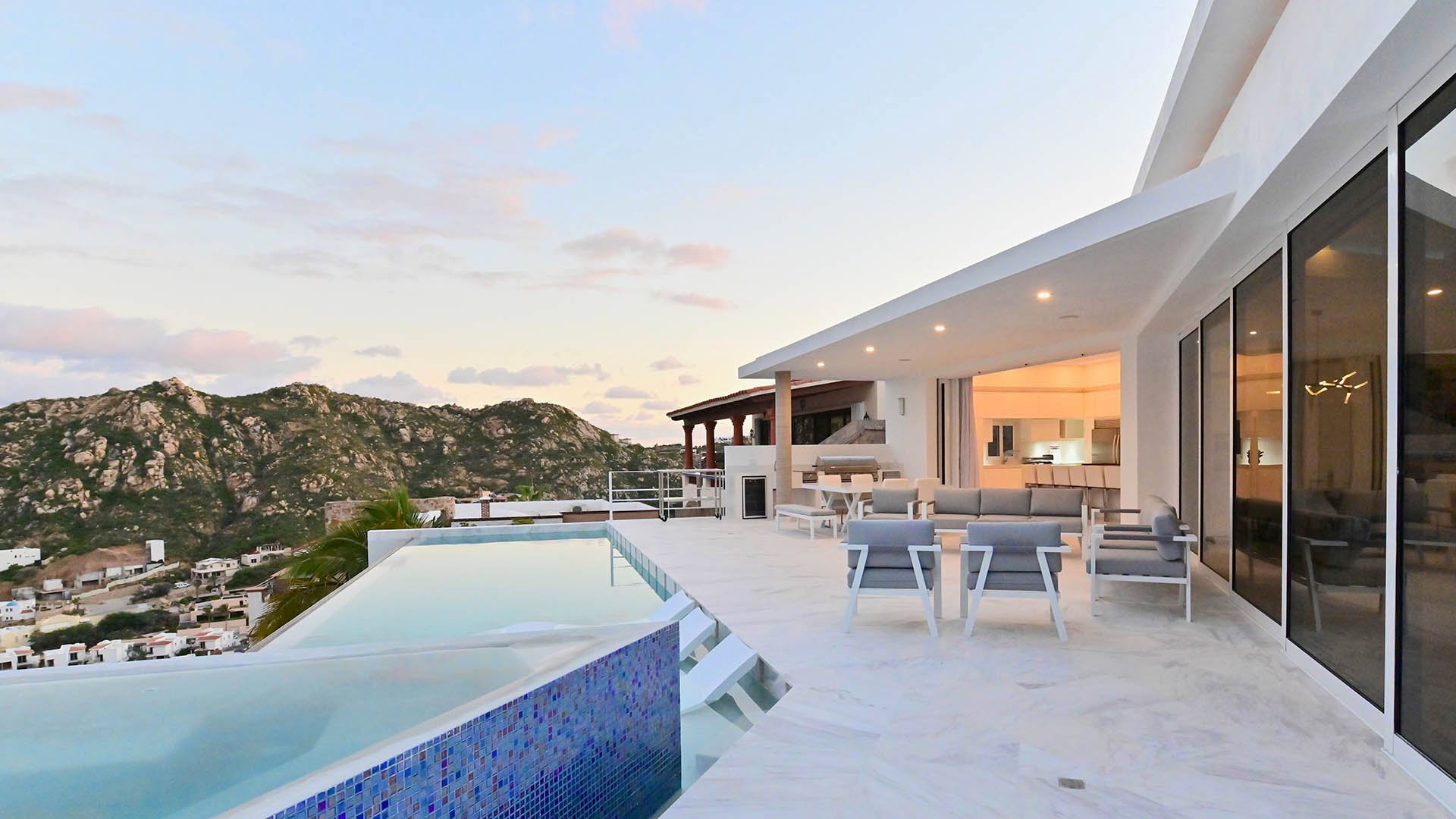 Schwelgen Sie in Opulenz in der Cabo San Lucas Villa 1056 – Luxus neu definiert
