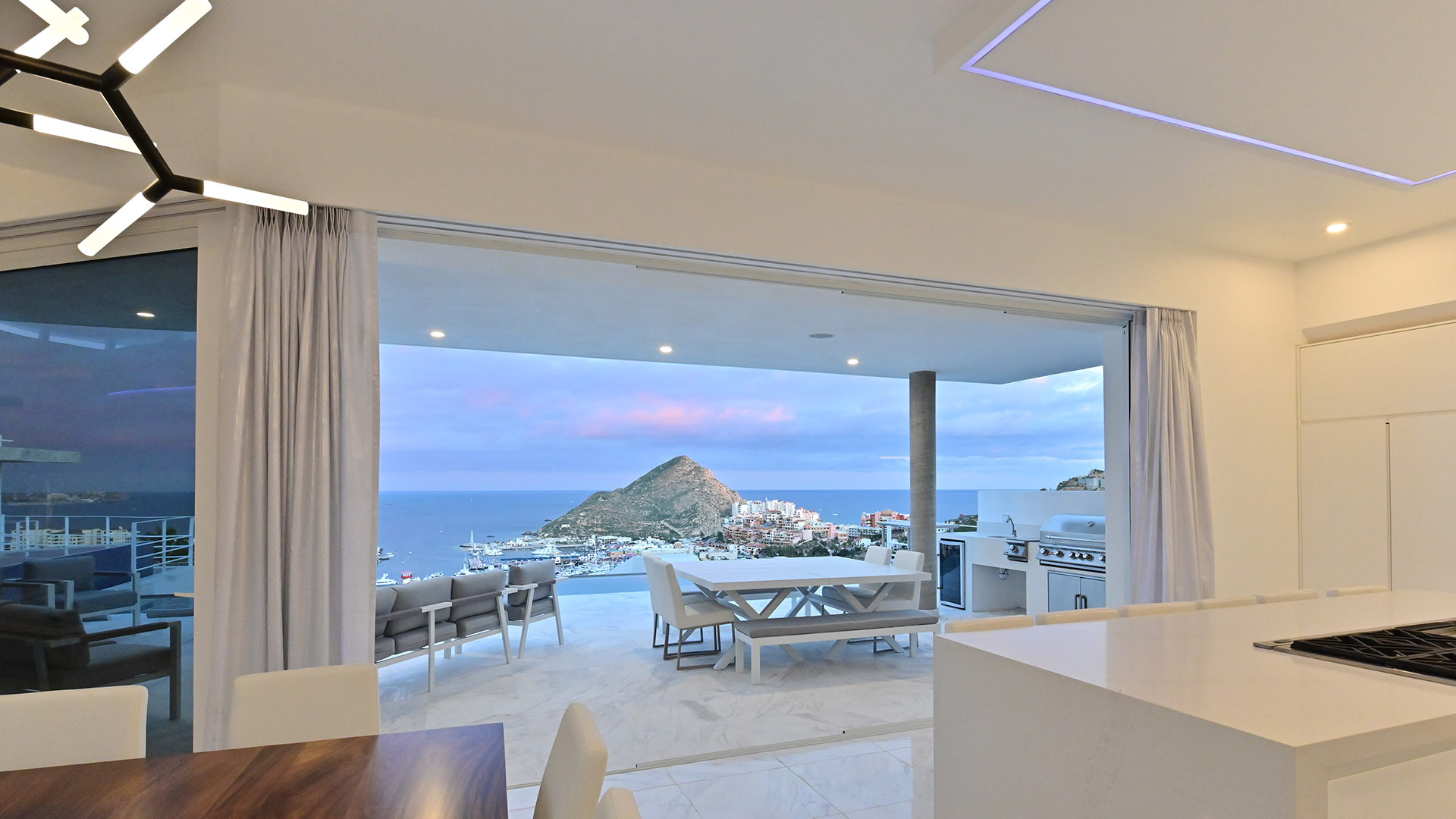 Schwelgen Sie in Opulenz in der Cabo San Lucas Villa 1056 – Luxus neu definiert