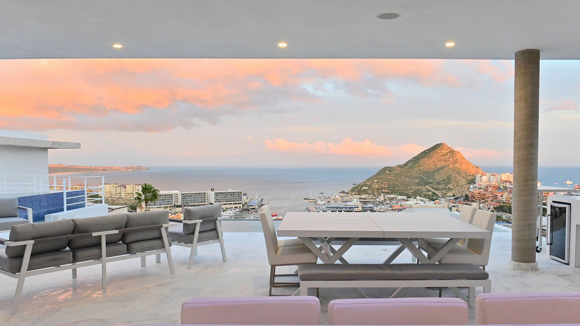 Schwelgen Sie in Opulenz in der Cabo San Lucas Villa 1056 – Luxus neu definiert