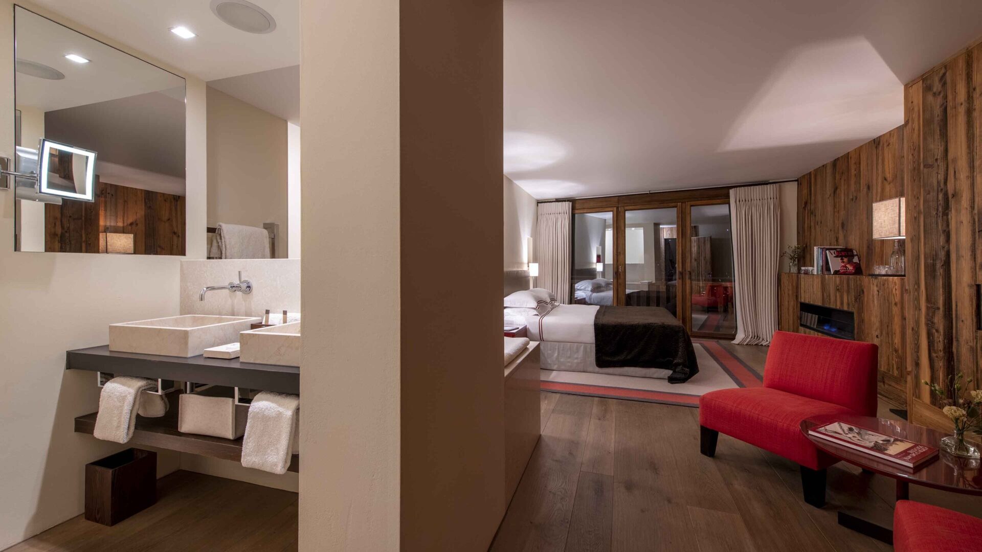 Unübertroffener Luxus und atemberaubende Alpenaussicht, Walliser Chalet 1401