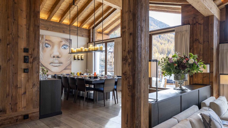 Unübertroffener Luxus und atemberaubende Alpenaussicht, Walliser Chalet 1401