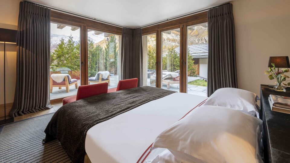 Unübertroffener Luxus und atemberaubende Alpenaussicht, Walliser Chalet 1401