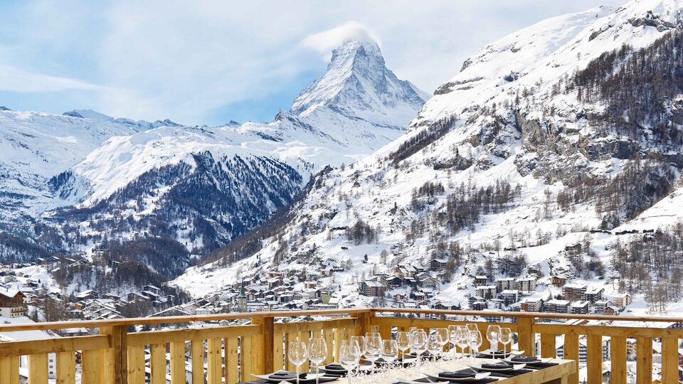 Unübertroffener Luxus und atemberaubende Alpenaussicht, Walliser Chalet 1401