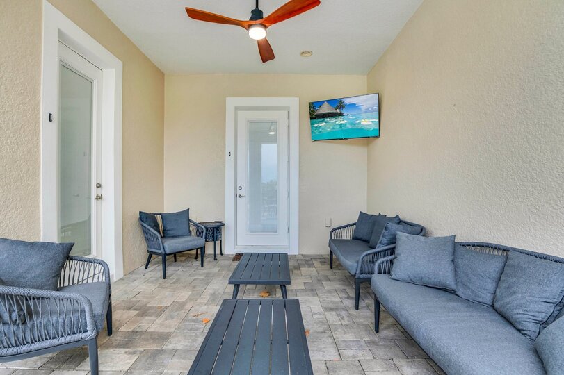 Atemberaubende Villa mit 8 Schlafzimmern in Orlando Oasis, 6513