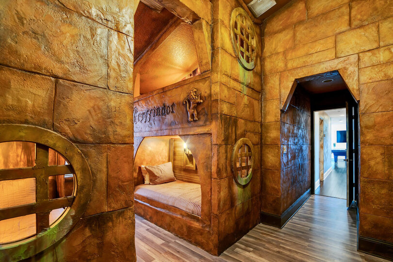 Atemberaubende Villa mit 8 Schlafzimmern in Orlando Oasis, 6513