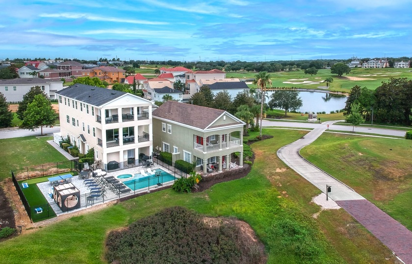 Atemberaubende Villa mit 8 Schlafzimmern in Orlando Oasis, 6513