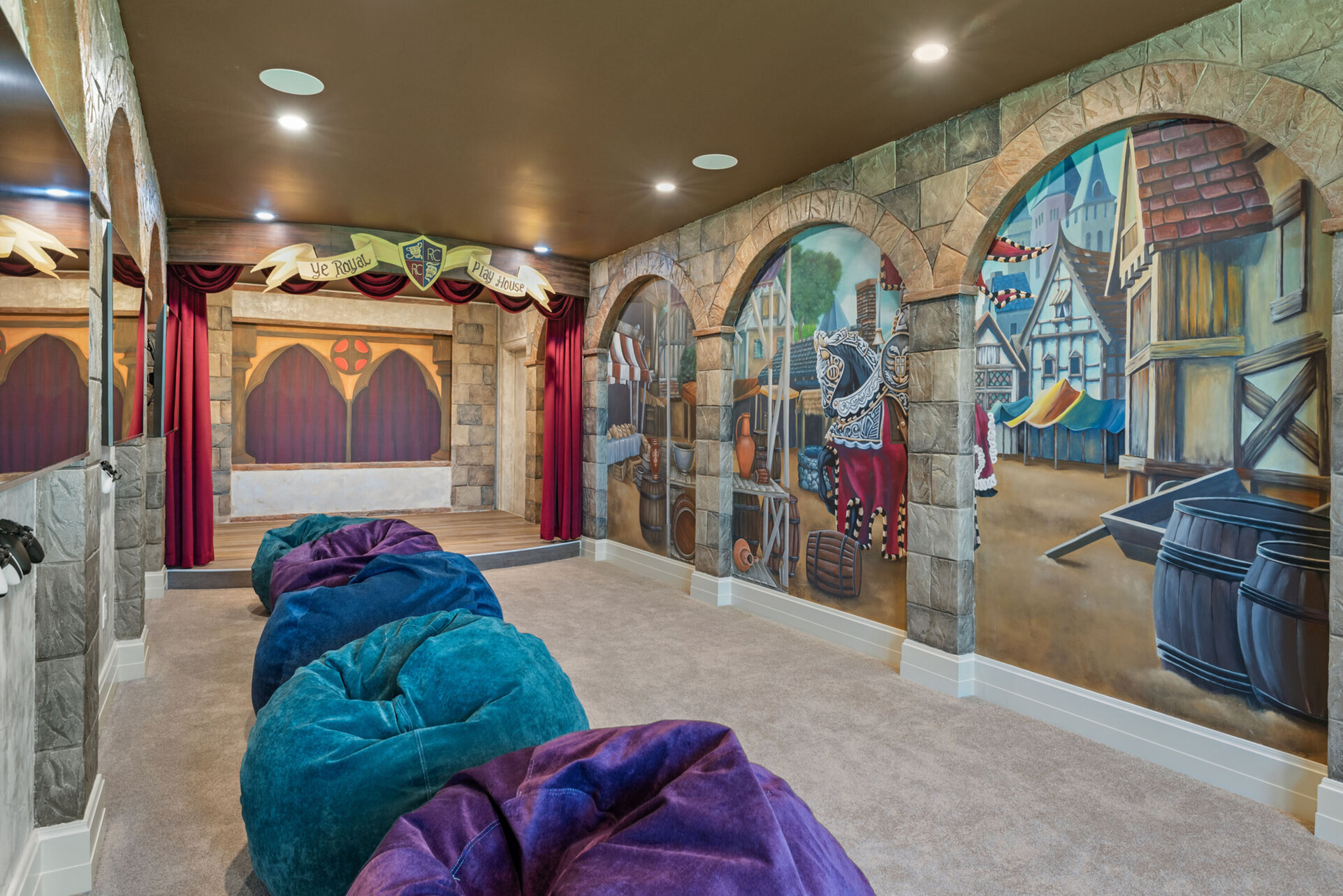 Luxuriöses Herrenhaus mit 15 Schlafzimmern in Orlando, 6515