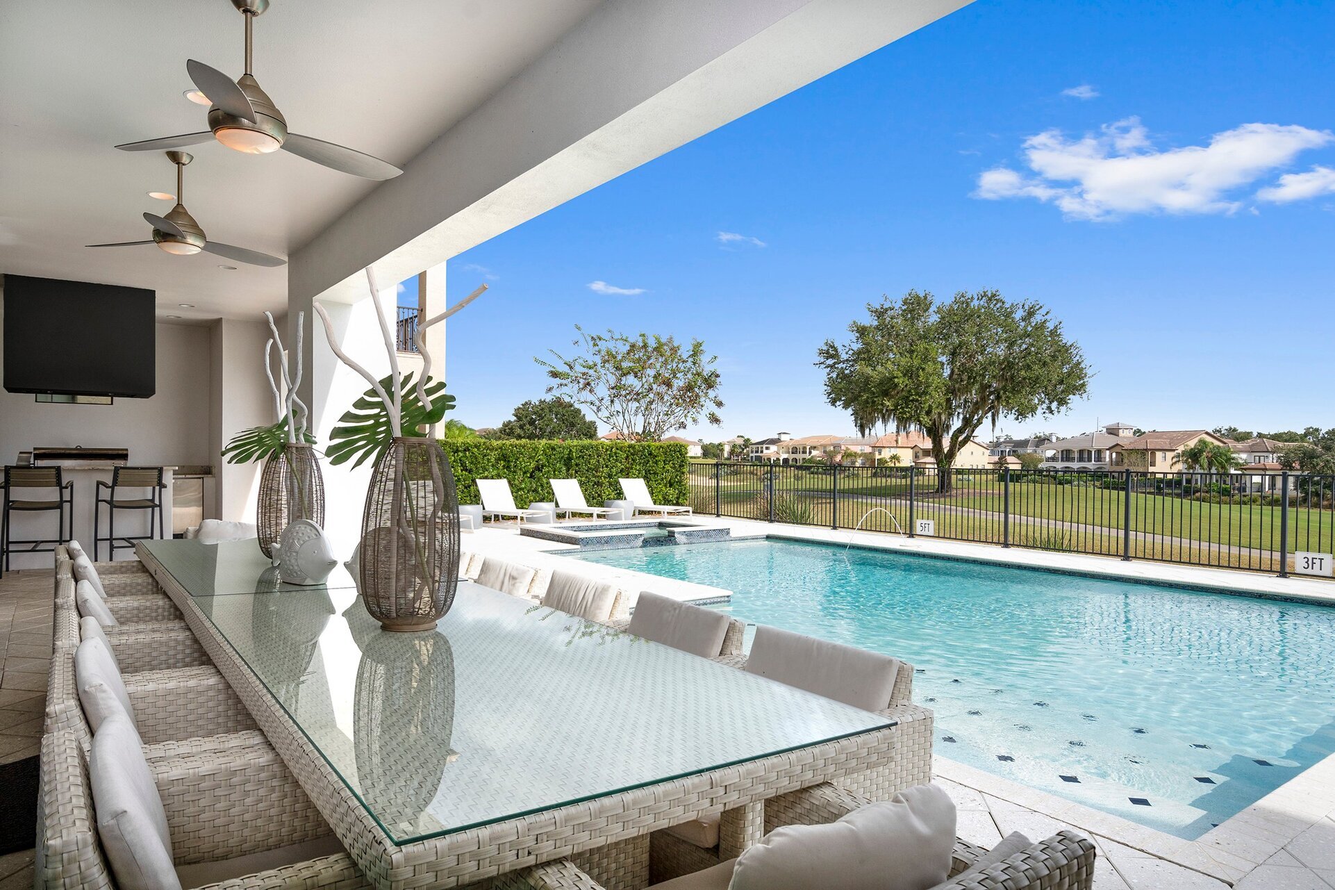 Enjoy al fresco dining underneath the covered lanai