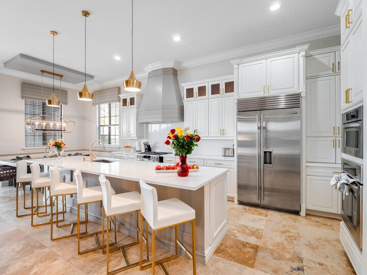 Modernes Juwel mit 6 Schlafzimmern in Orlando, 6543