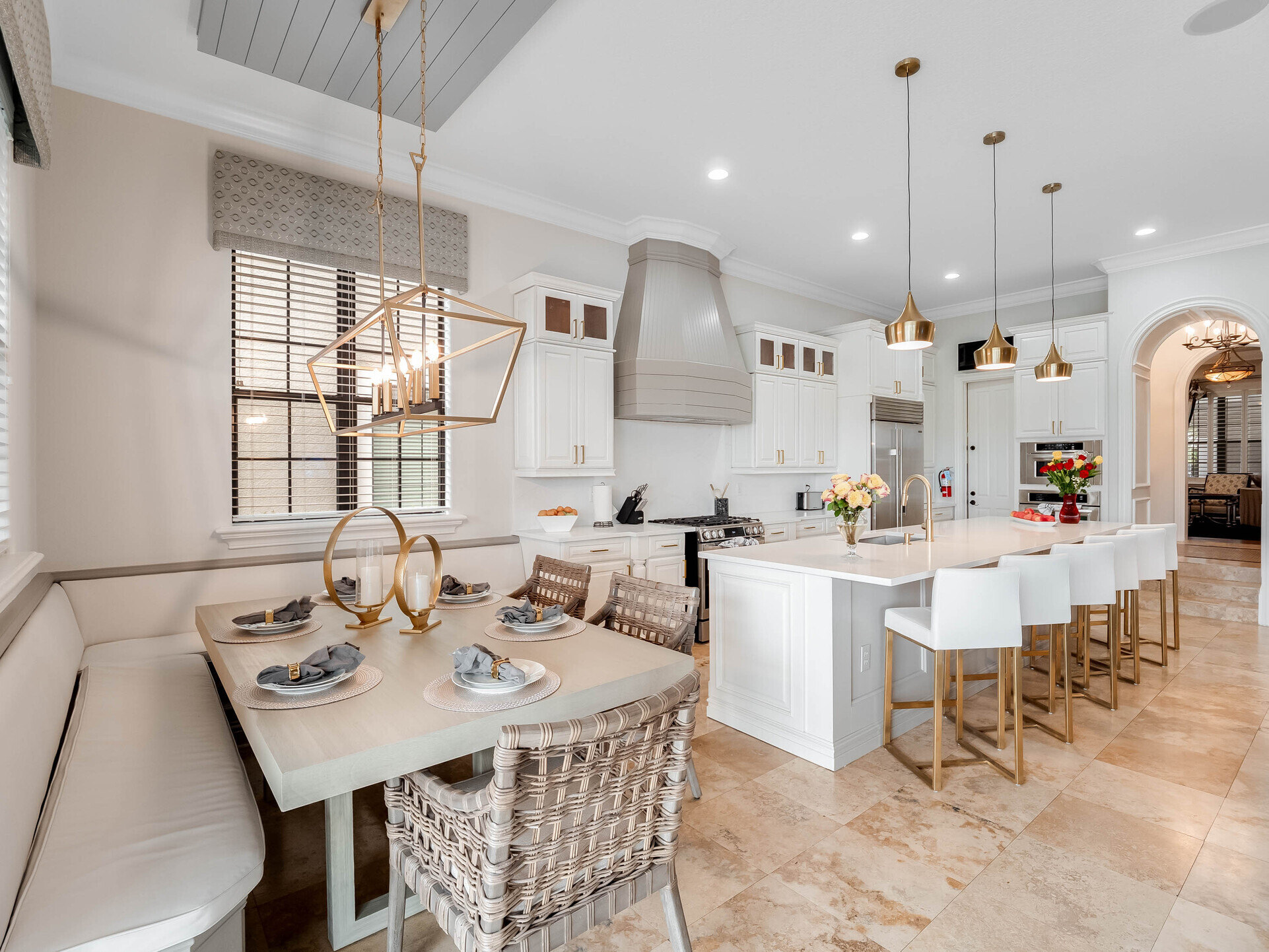 Modernes Juwel mit 6 Schlafzimmern in Orlando, 6543