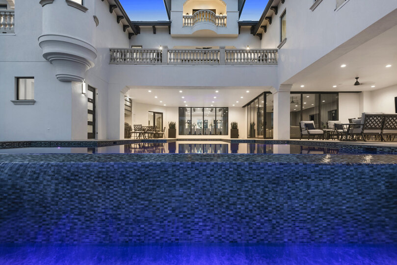 Experience beaming views