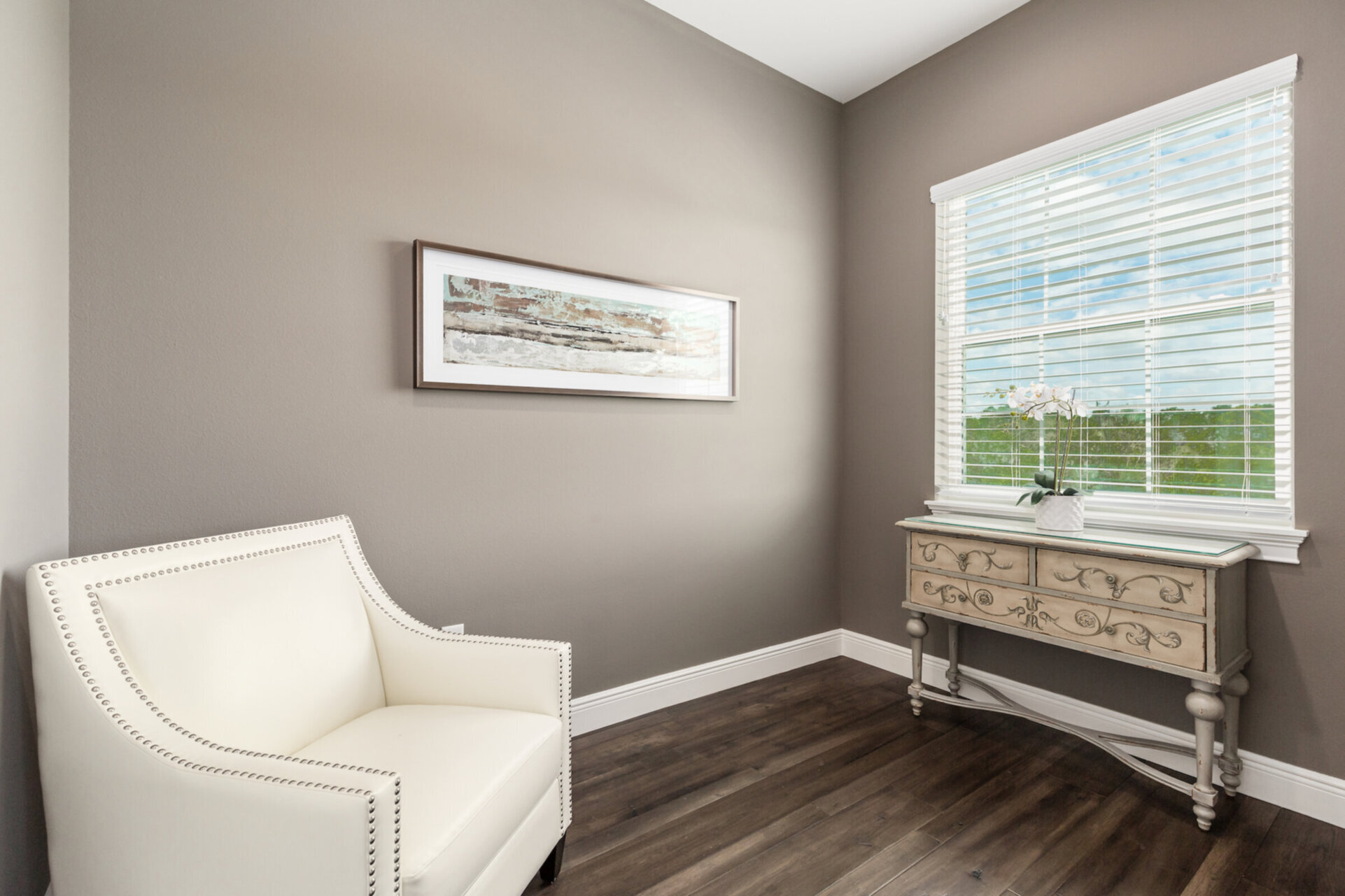 Private sitting area where you and a loved one can have a nightcap