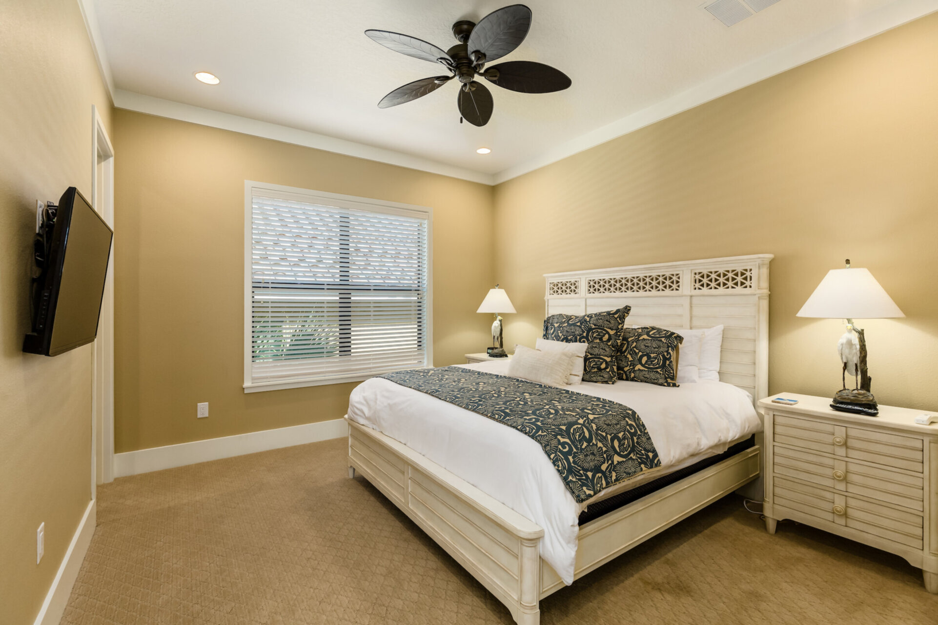 Retreat back to this upstairs suite with a king size bed