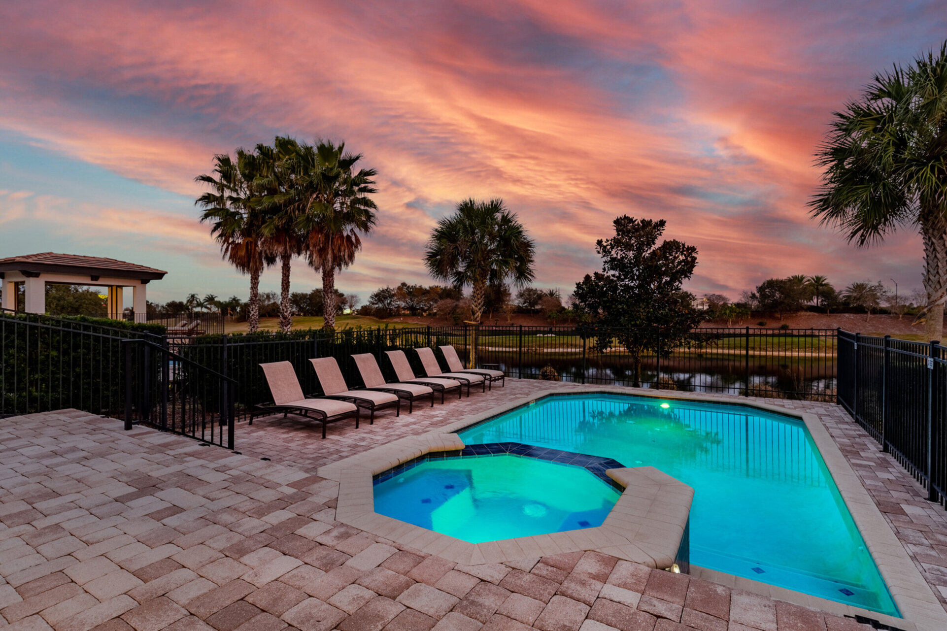 Orlando Bliss: Villa mit 5 Schlafzimmern, 6572