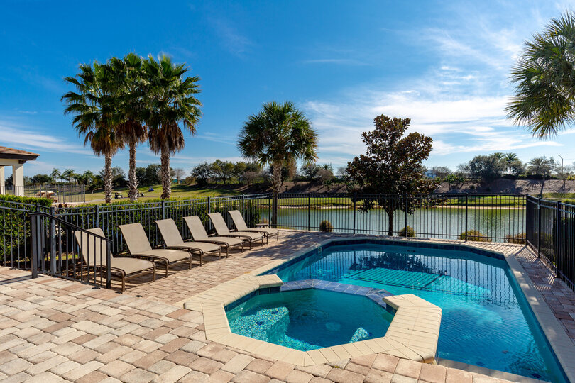 Orlando Bliss: Villa mit 5 Schlafzimmern, 6572