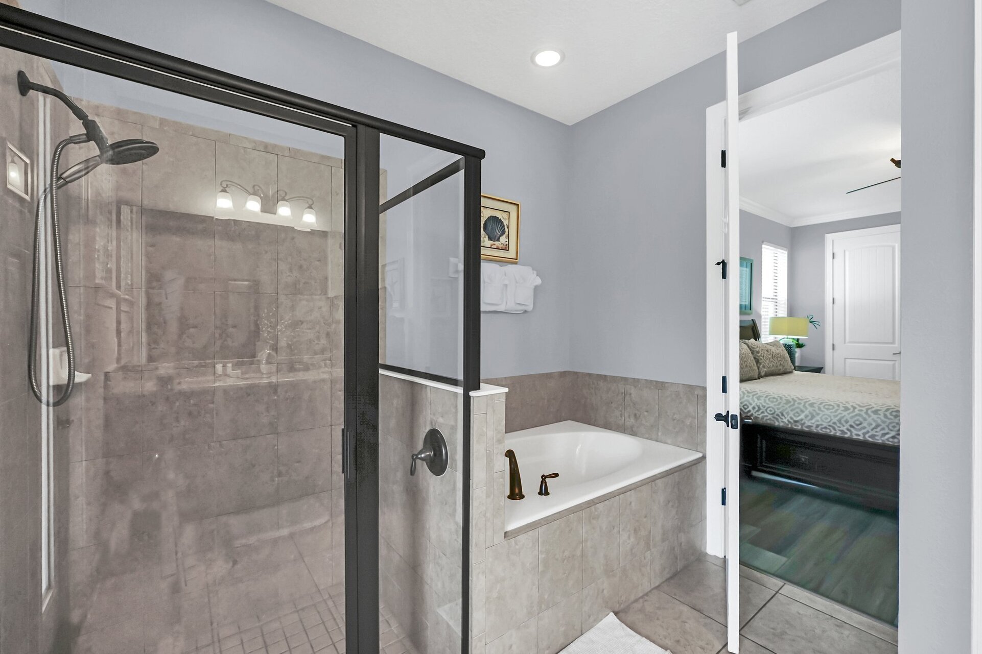 Orlandos verstecktes Juwel: 8-BR-Villa, 6580