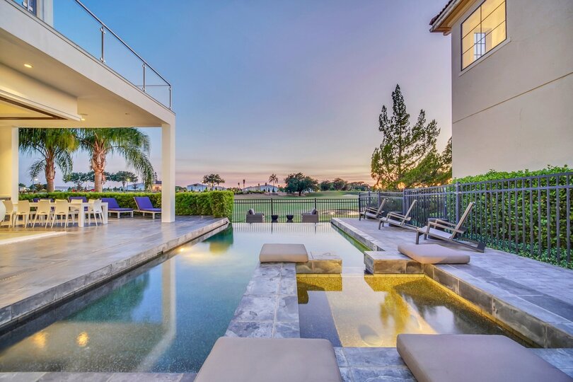 Attraktive Villa mit 6 Schlafzimmern in Orlando, 6589