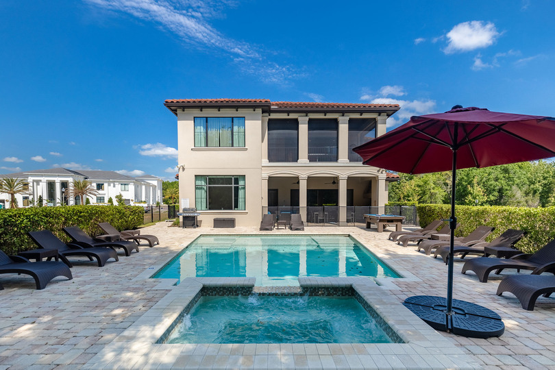 Enjoy peace of mind with the child safety pool fence