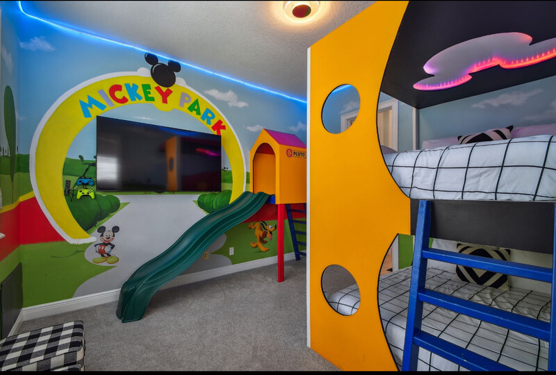 Spektakuläre 5-Schlafzimmer-Villa in bester Lage in Orlando, 6629