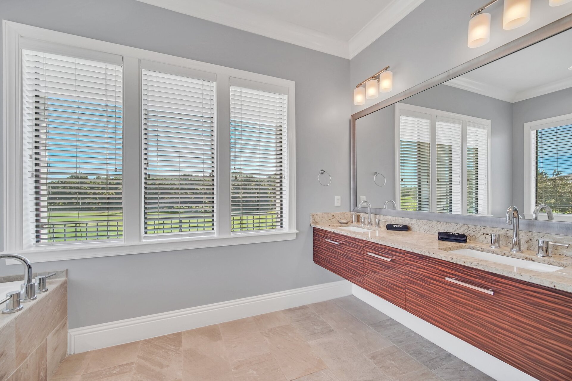 Elegante Oase: 5-Bett-Villa in Orlando, 6633