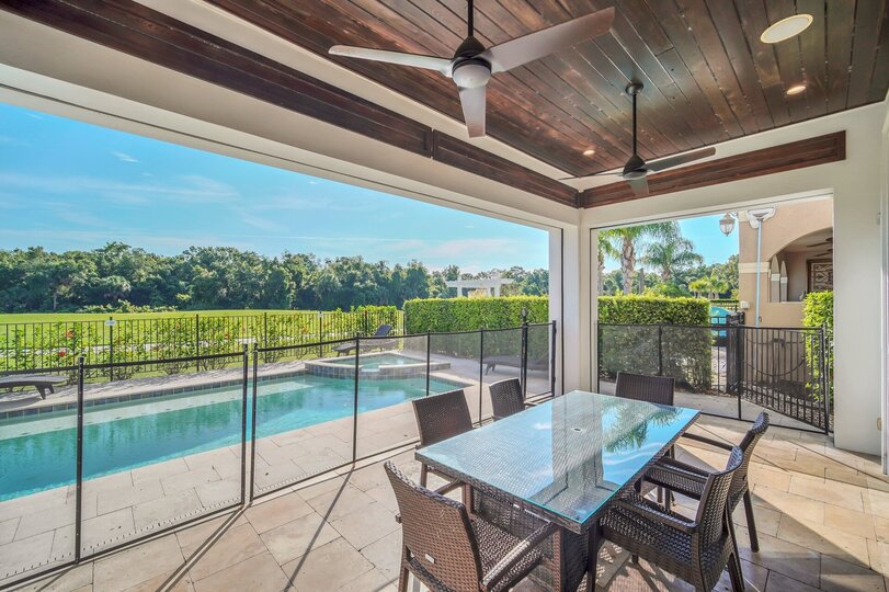 Elegante Oase: 5-Bett-Villa in Orlando, 6633