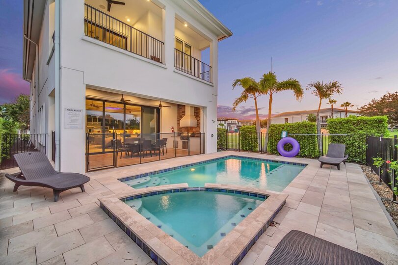 Elegante Oase: 5-Bett-Villa in Orlando, 6633
