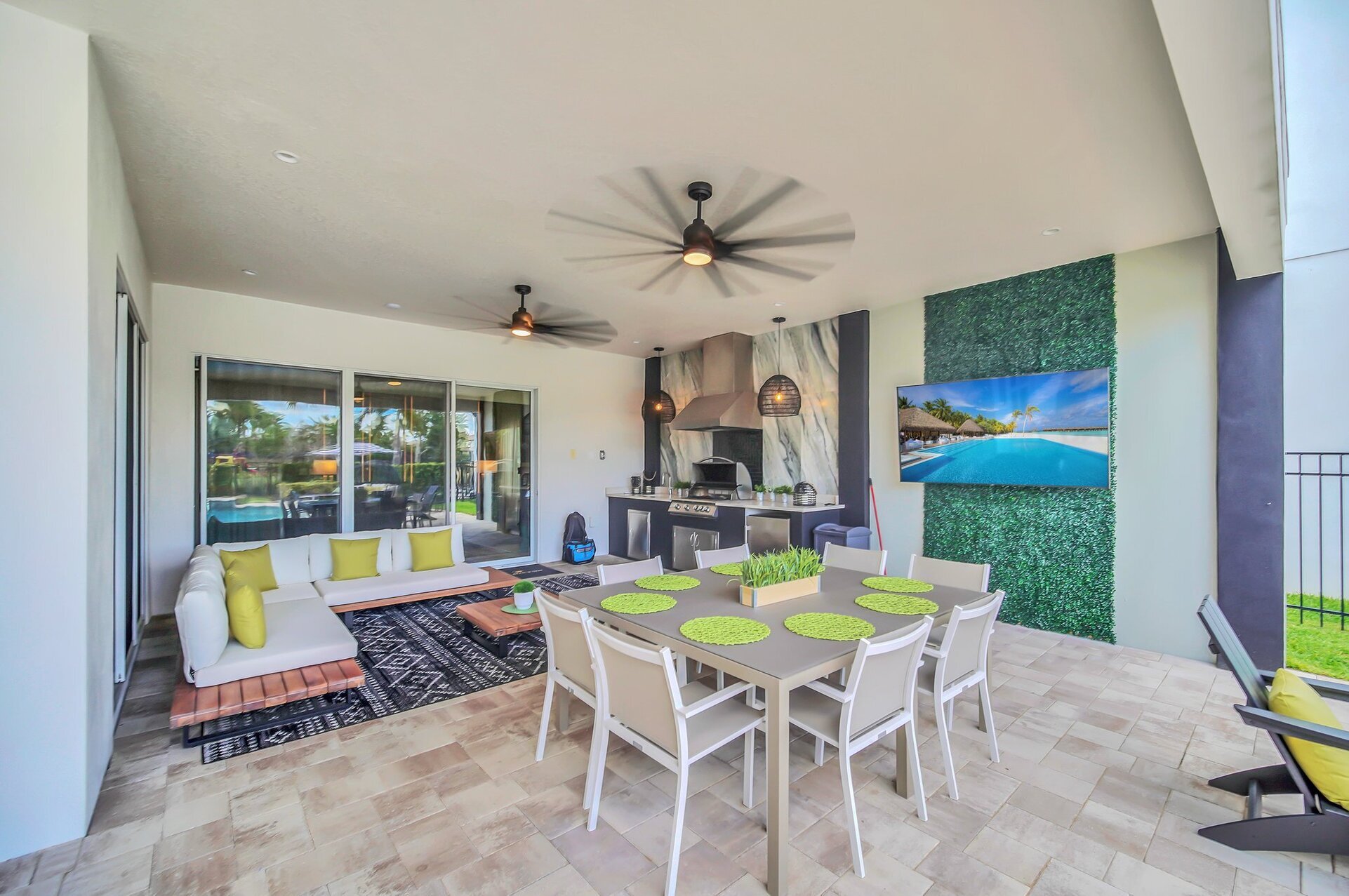 Luxuriöse Villa mit 6 Schlafzimmern in Orlando Oasis, 6635