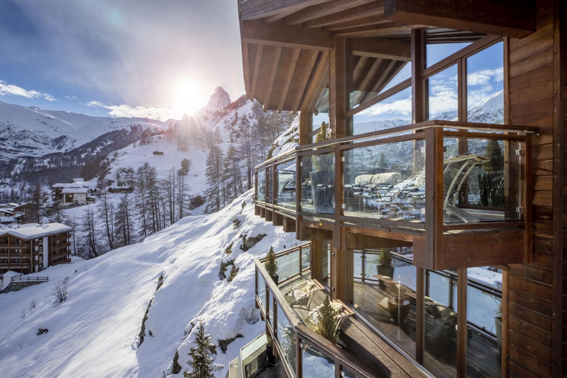 Matterhornblick und alpine Eleganz, Luxus-Walliser-Chalet 1407