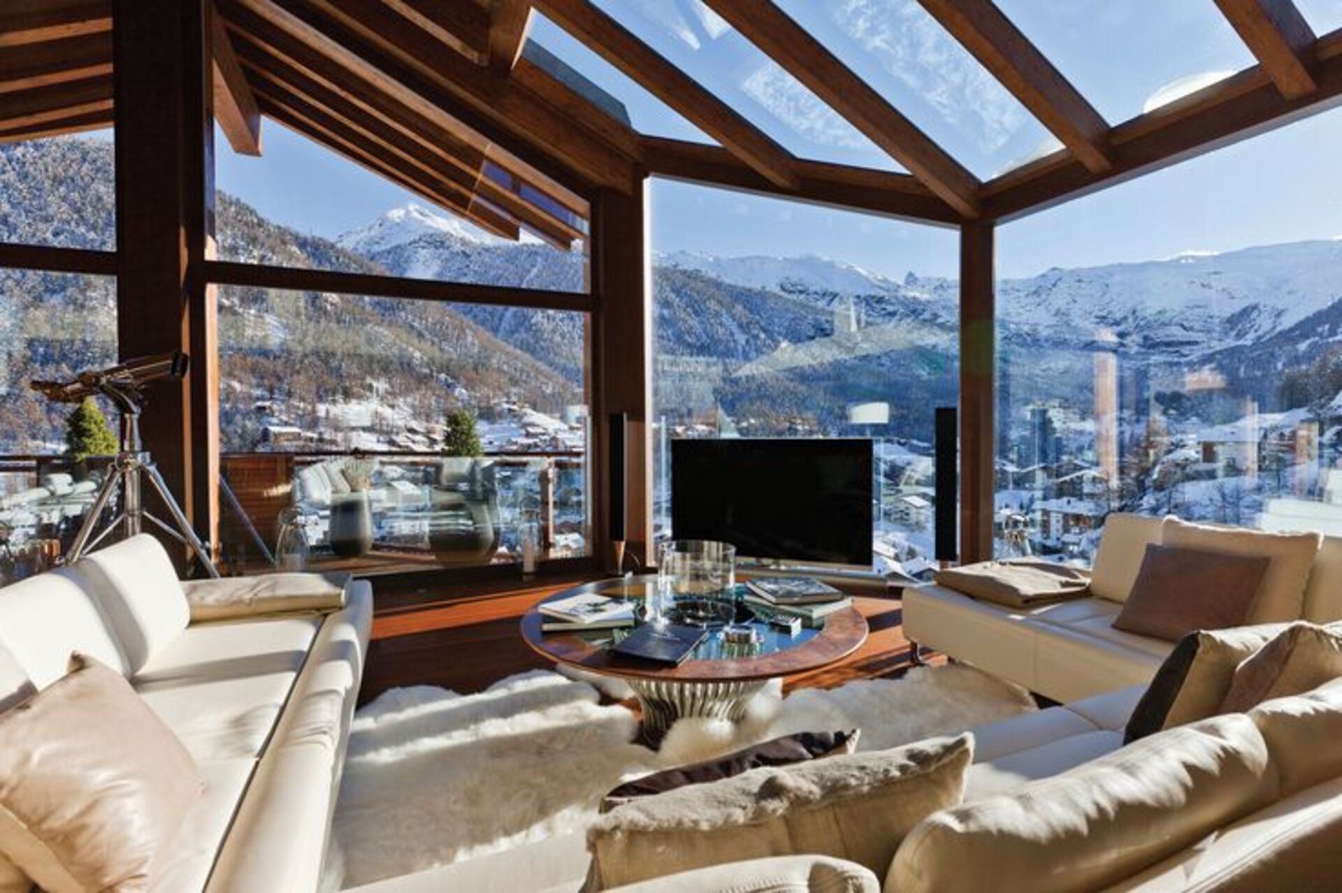 Matterhornblick und alpine Eleganz, Luxus-Walliser-Chalet 1407