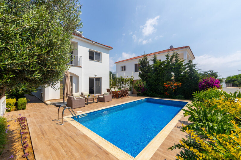 Elegante Villa mit 3 Schlafzimmern in Ayia Napa Haven, 1394
