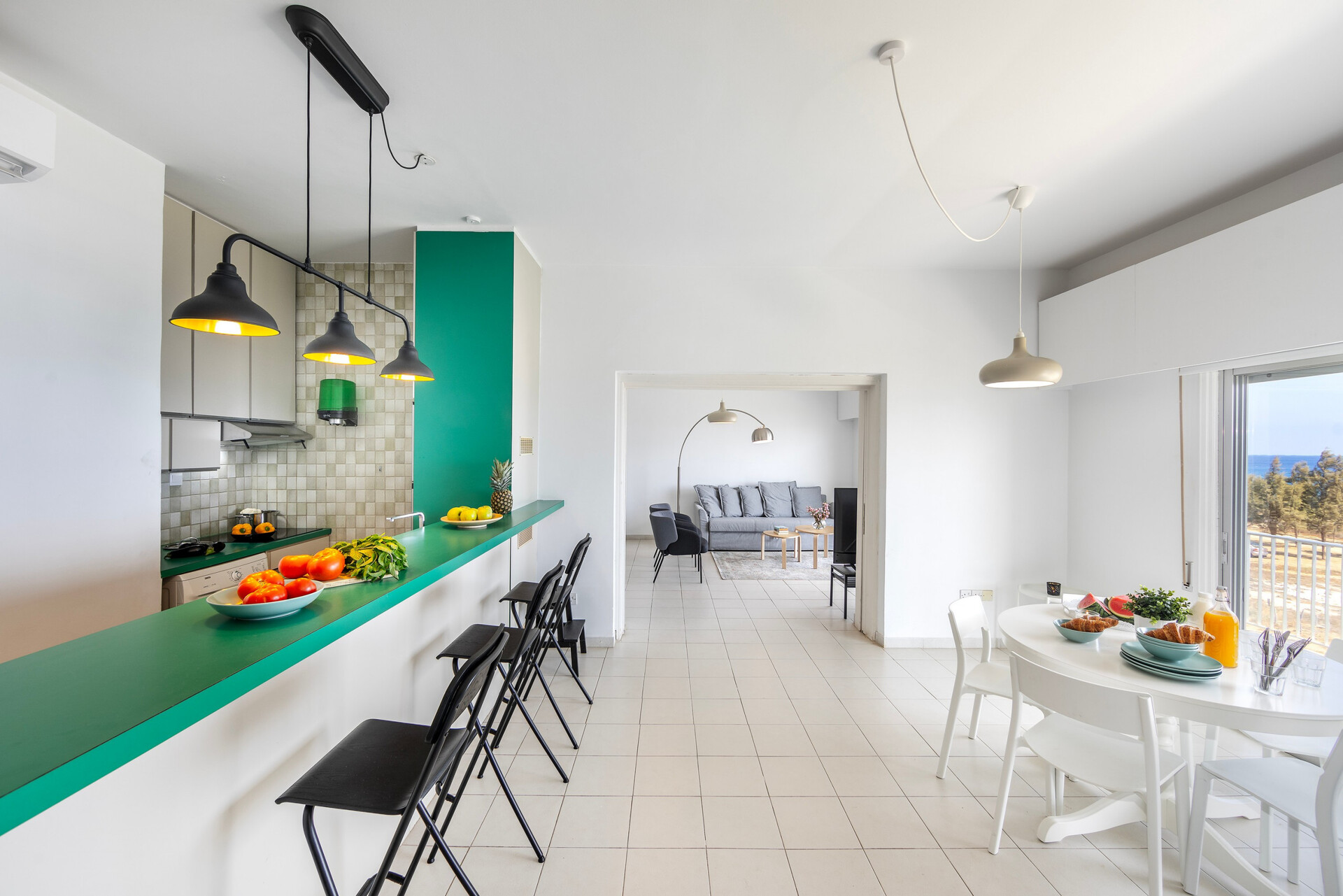 Moderne H2O Suite in der Nähe des Strandes von Ayia Triada