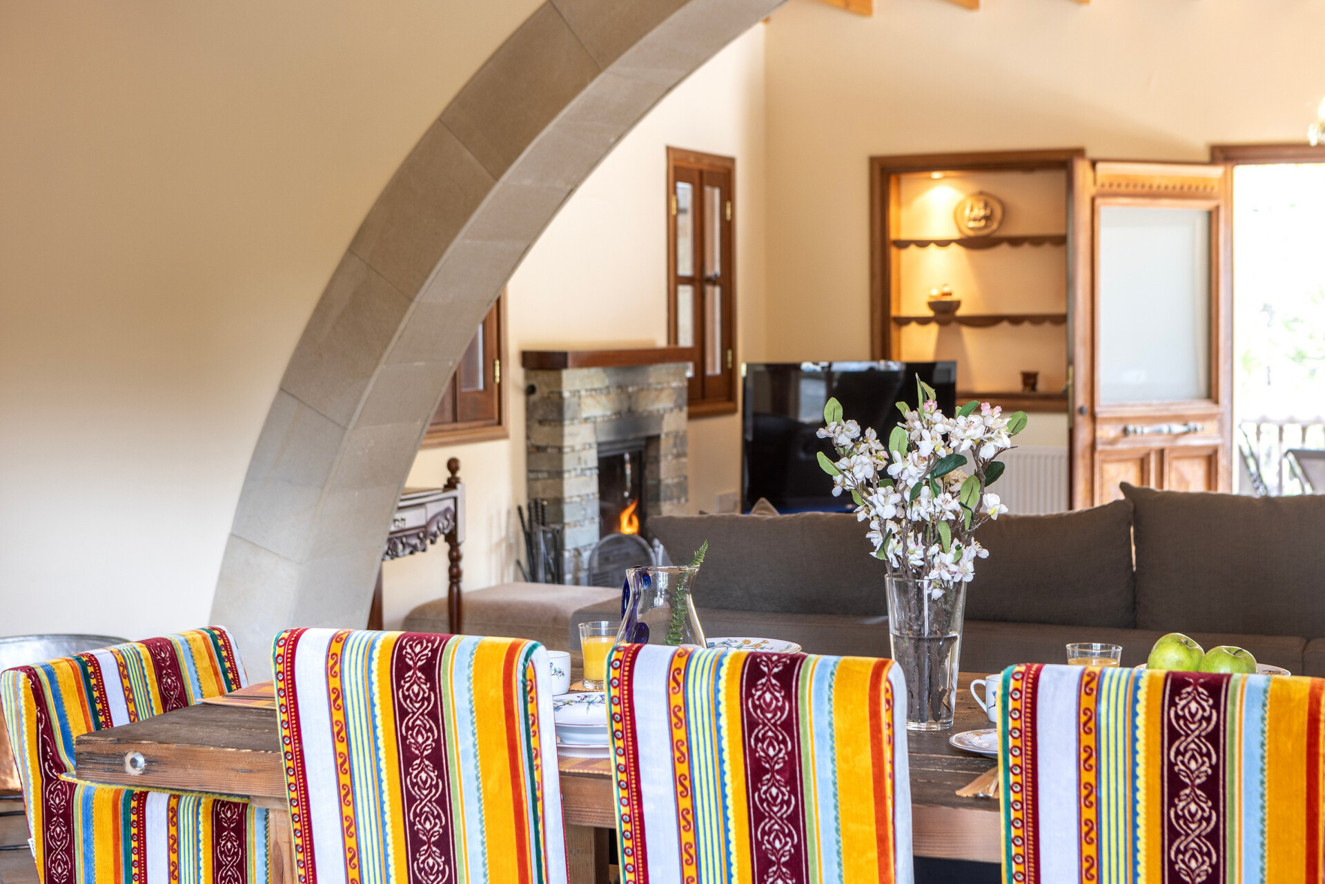 Die bezaubernde Villa mit 4 Schlafzimmern in Pedoulas, 1005