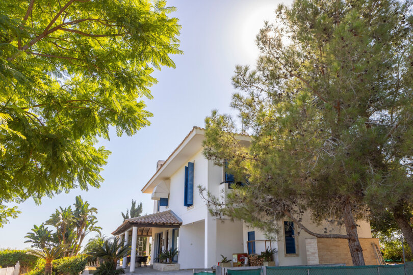 Moderne 4-Schlafzimmer-Villa Oasis in Ayia Napa, 1396
