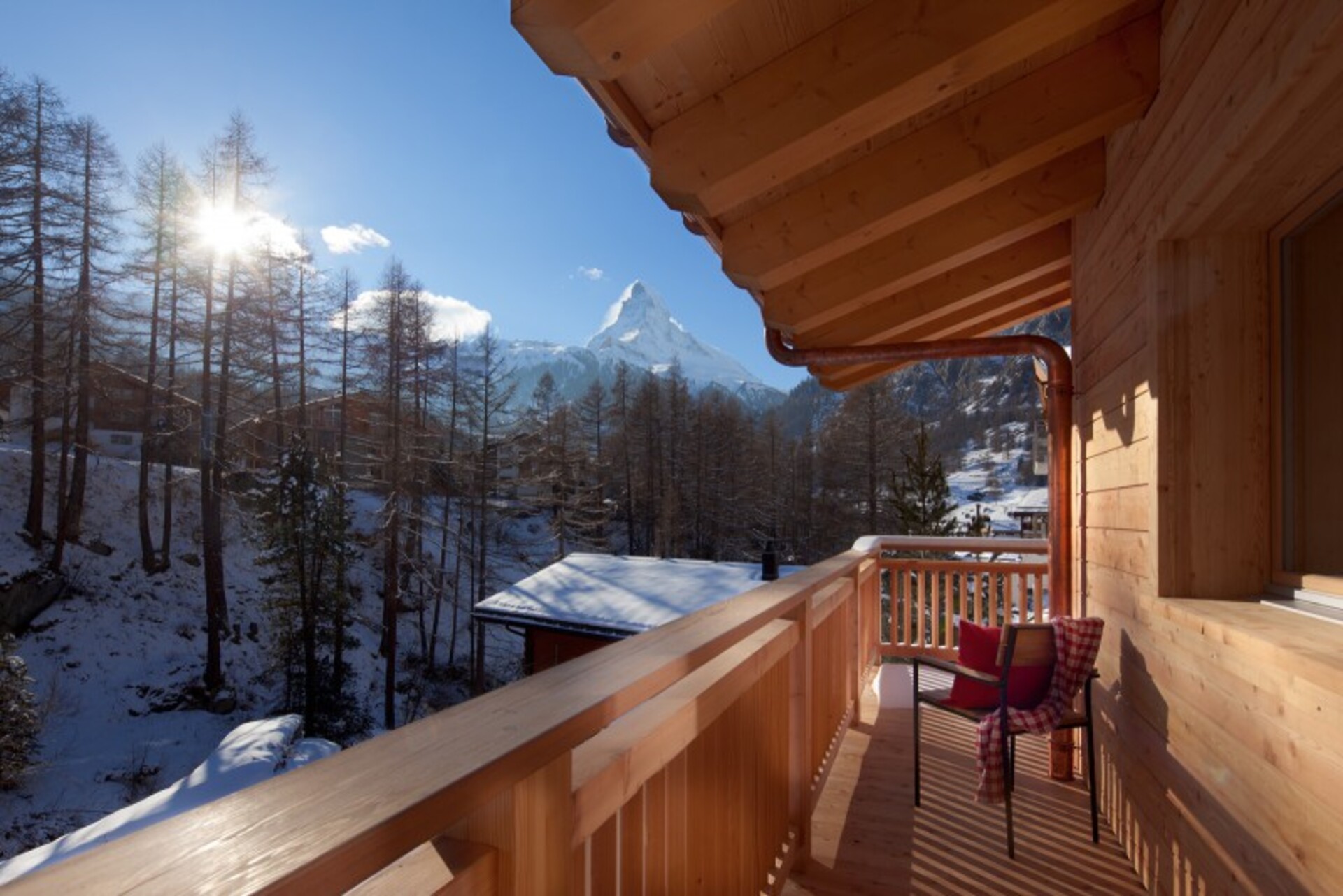 Ein luxuriöser Alpenurlaub 1203