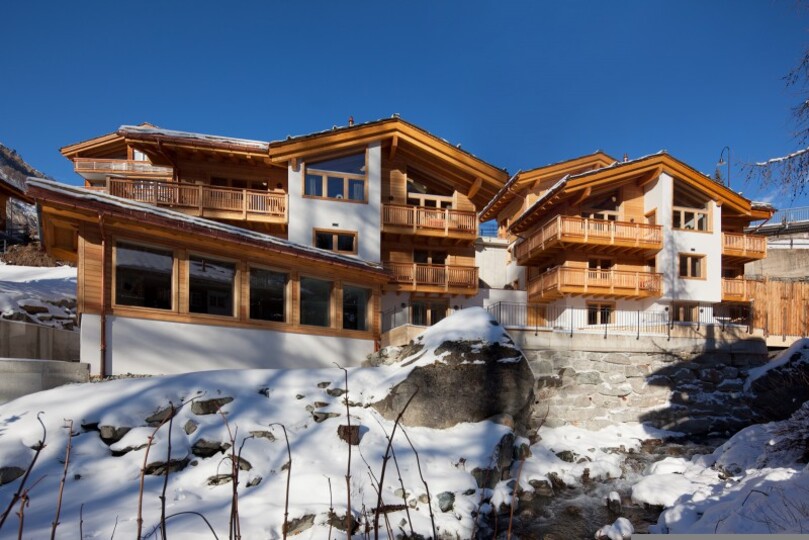 Ein luxuriöser Alpenurlaub 1203