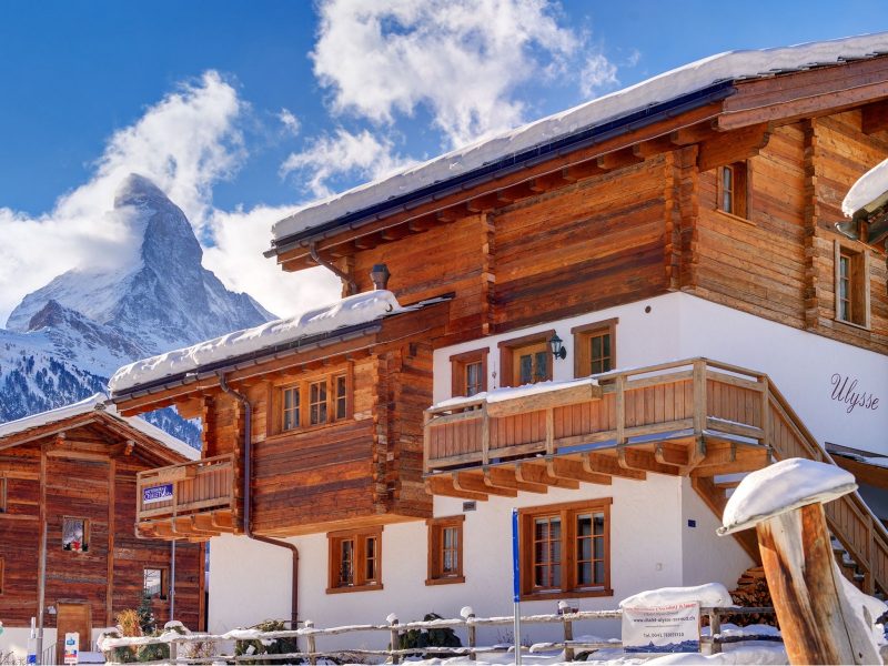 Eine gemütliche Alpenumarmung unter dem Matterhorn 1205
