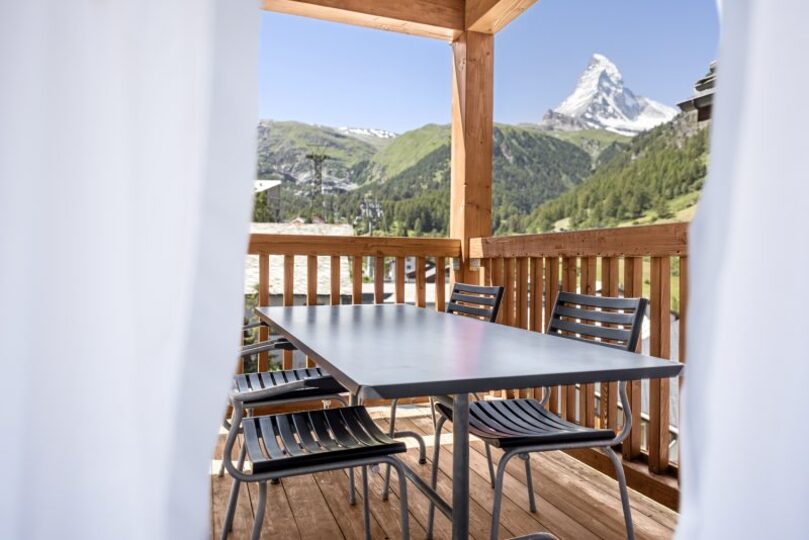 Ein sonnendurchflutetes Heiligtum unter dem Matterhorn 1013, Zermatt, Switzerland
