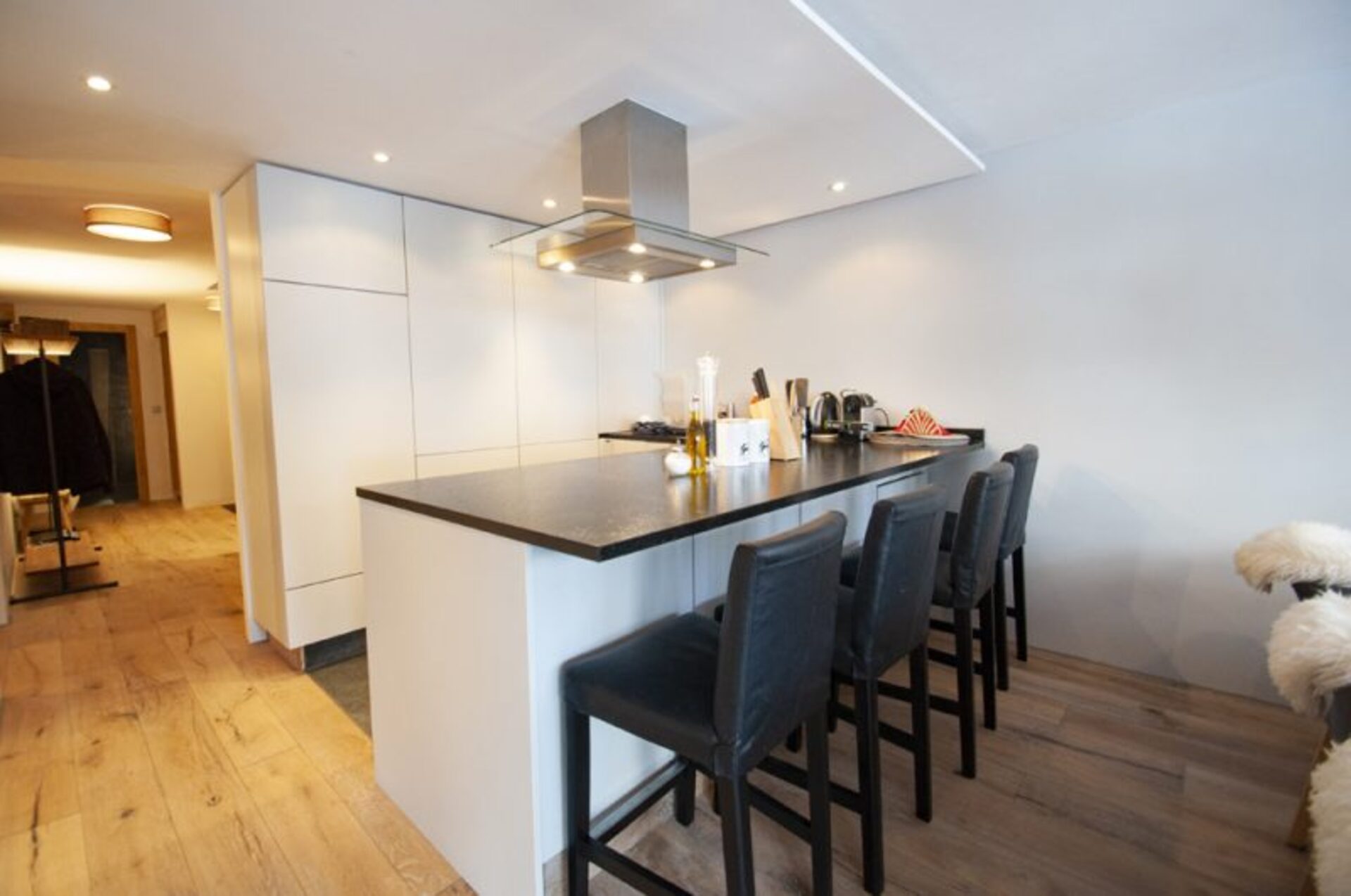 Alpine Eleganz mit Matterhornblick, Walliser Chalet 1022