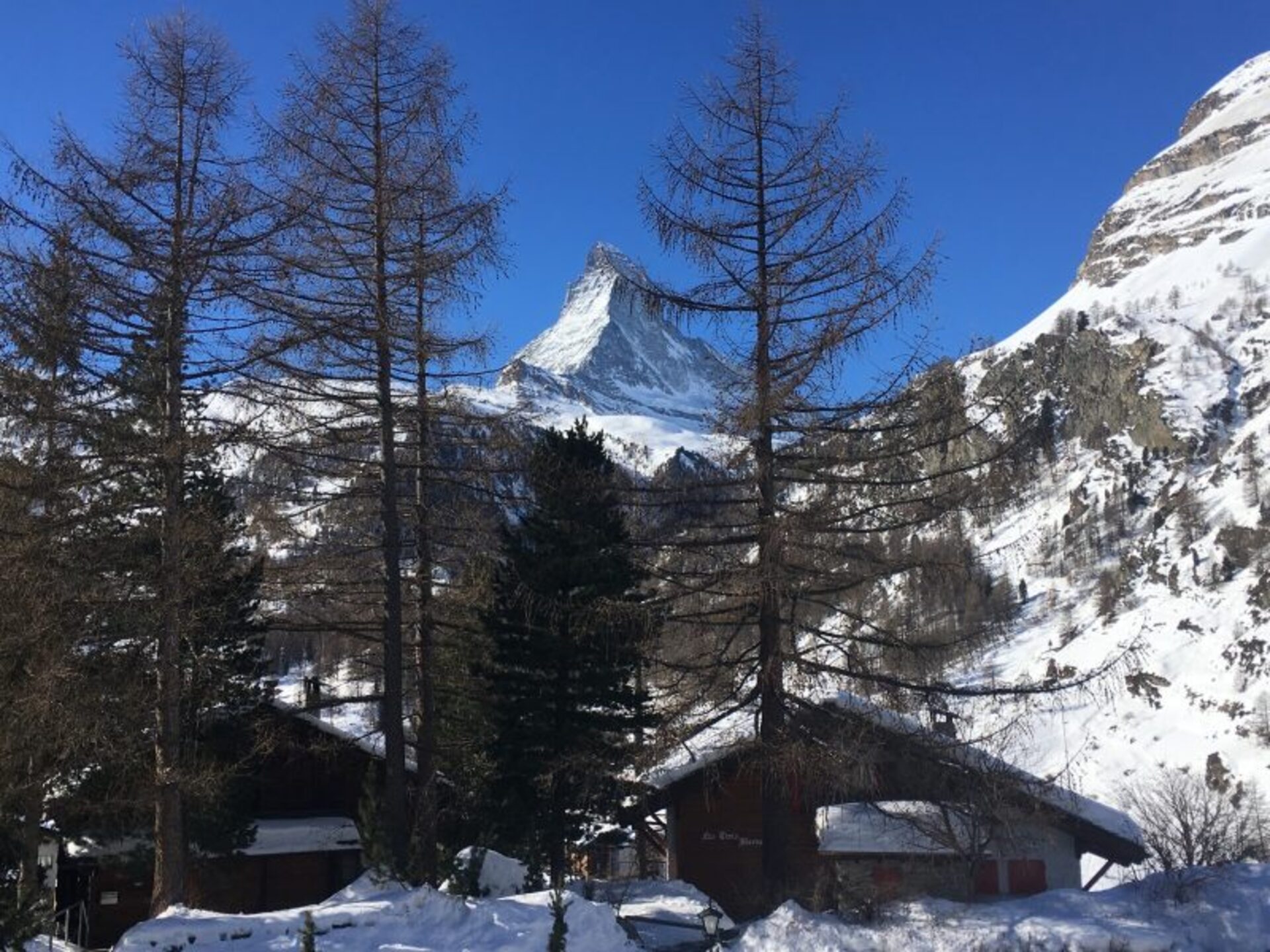 Alpine Eleganz mit Matterhornblick, Walliser Chalet 1022