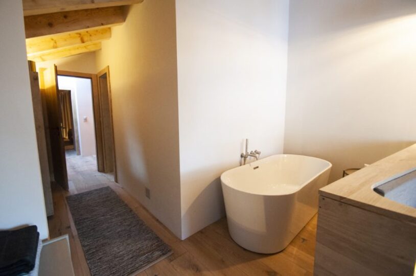 Alpine Eleganz mit Matterhornblick, Walliser Chalet 1022