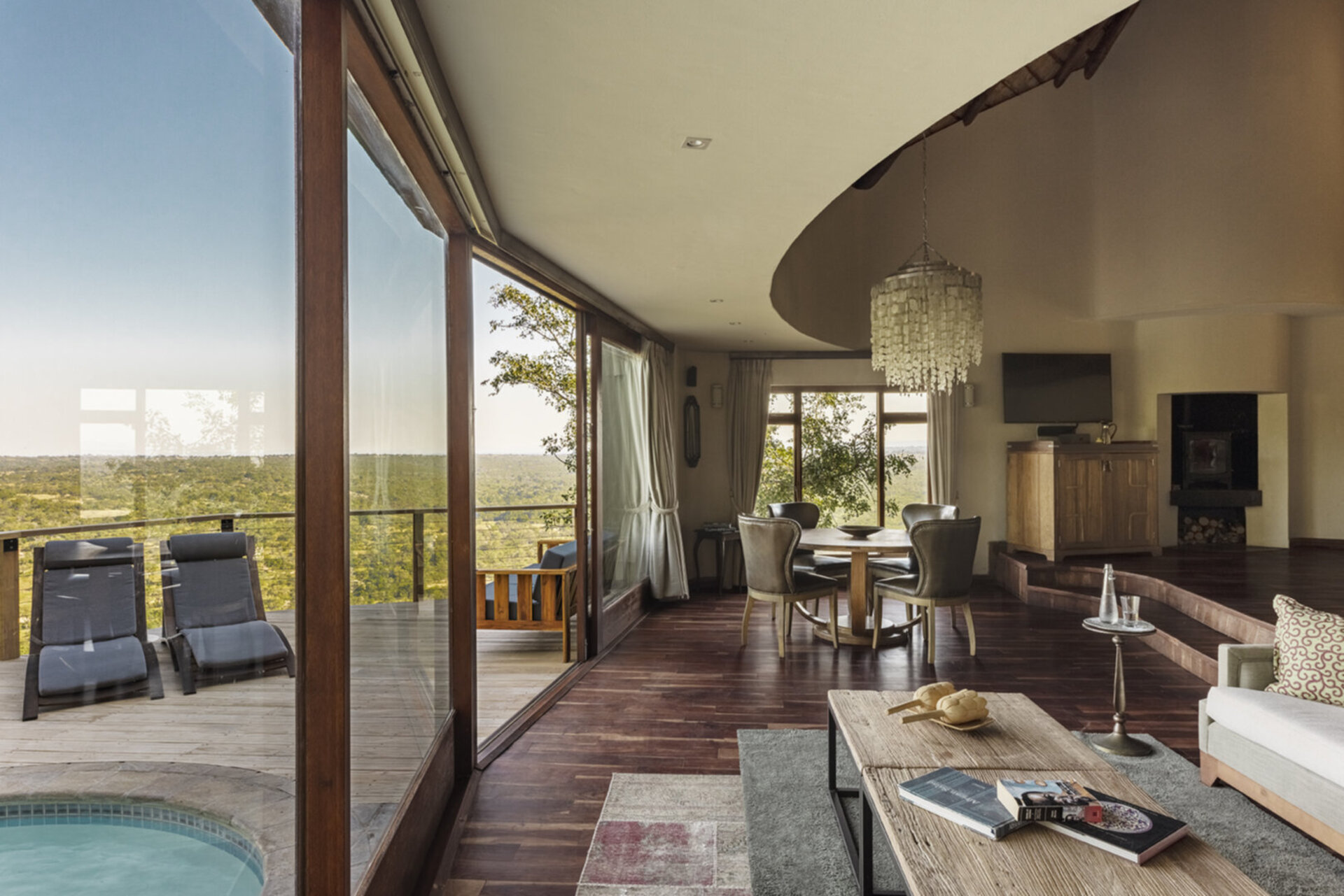 Ulusaba Rock: Elevated Luxury in the Wild 1029
