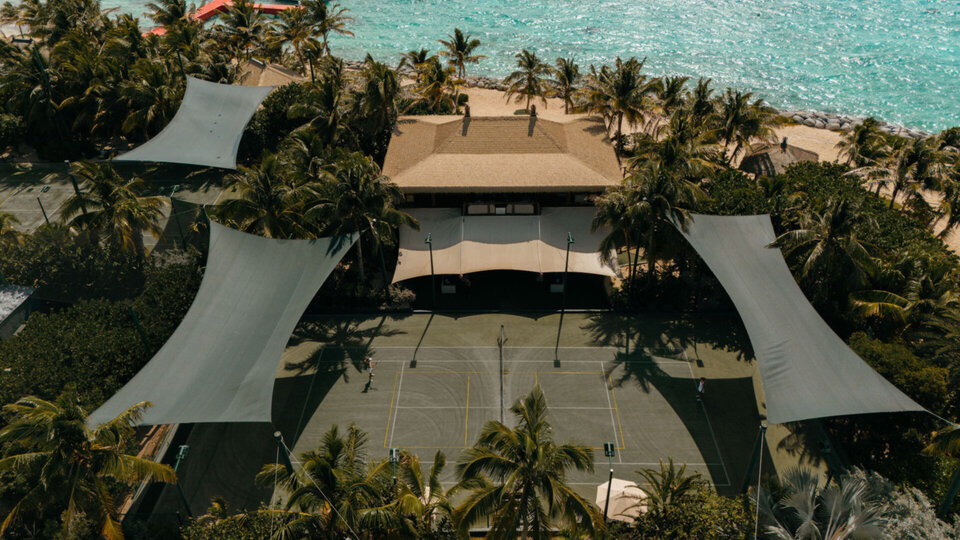 Ocean Breeze Balinese Suite 1008
