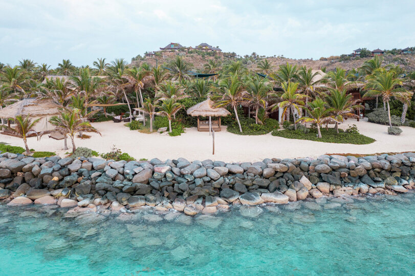 Ocean Breeze Balinese Suite 1008