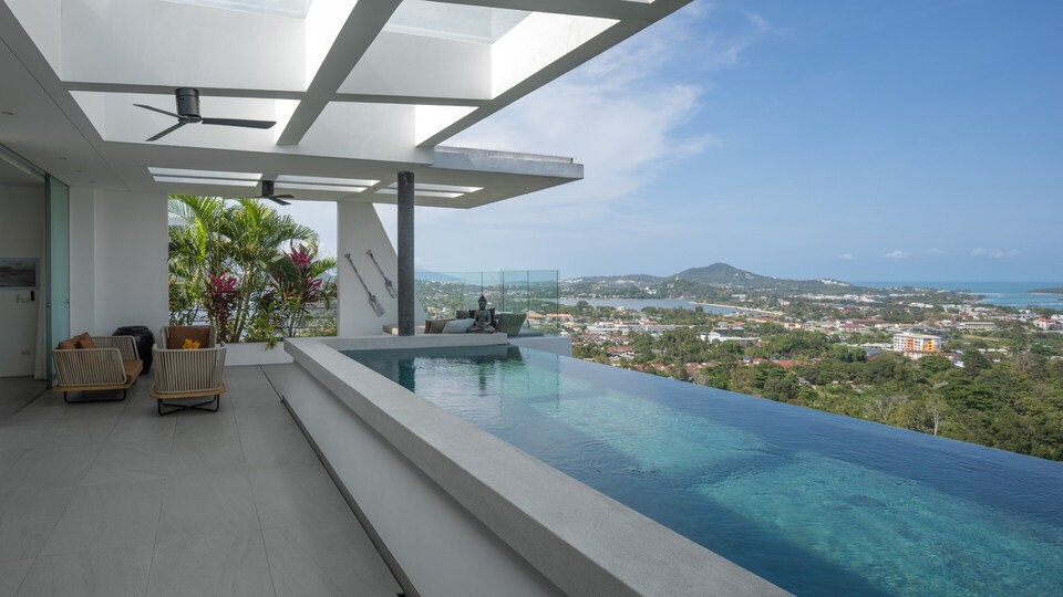 Golden Lotus - The Harmony Villa - Terrace and pool