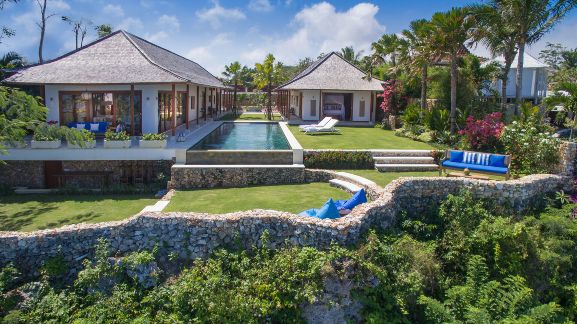 Sol y Mar - Your majestic tropical cliffside holiday villa