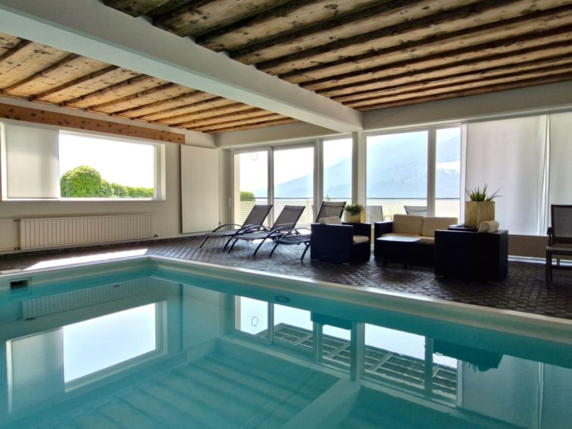 Pool Indoor
