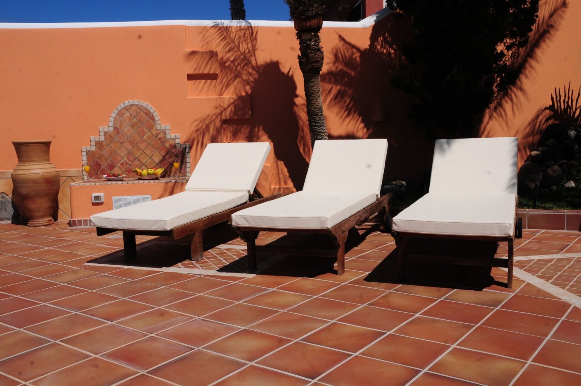 Entspannender Kurzurlaub auf den Kanarischen Inseln – Villa mit 5 Schlafzimmern, Canarias Villa 1046