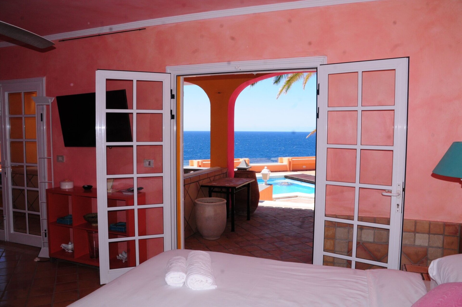 Entspannender Kurzurlaub auf den Kanarischen Inseln – Villa mit 5 Schlafzimmern, Canarias Villa 1046